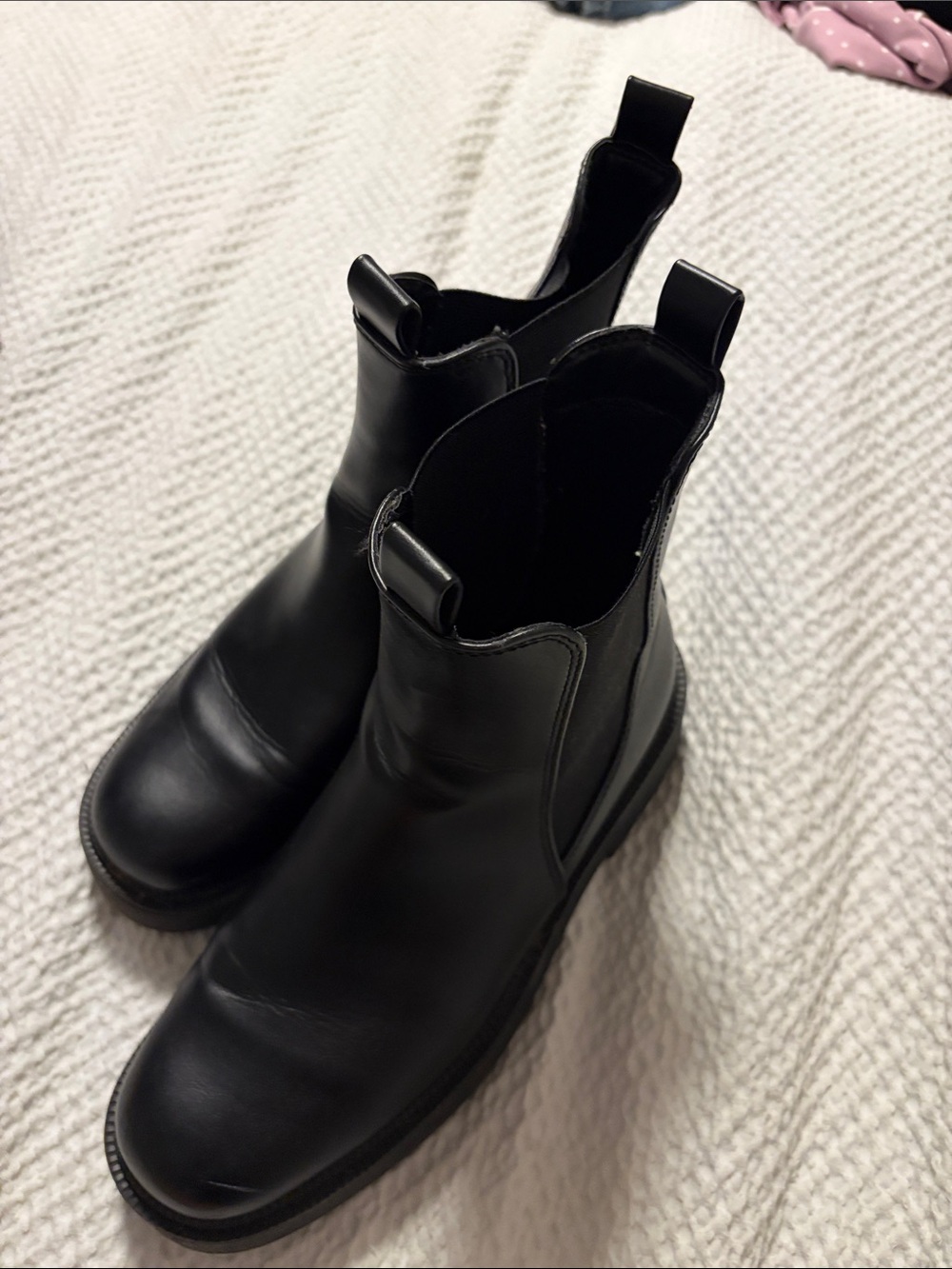 Classic Black Chelsea Combat Boots with Pull Tabs